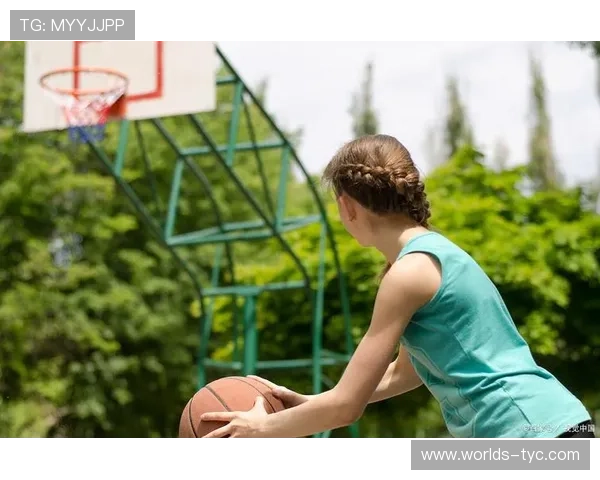 太阳篮球训练:在阳光照耀下进行科学训练,提升篮球技巧与身体素质 太阳篮球训练:在阳光照耀下进行科学训练,提升篮球技巧与身体素质